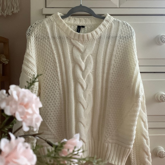 moon & madison Sweaters - NWOT white chunky knit sweater